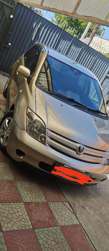 фары на тайота ист: Toyota Ist: 2003 г., 1.3 л, Автомат, Бензин, Хэтчбэк — 1