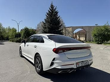 ка пят: Kia K5: 2021 г., 2 л, Автомат, Газ, Лифтбек — 4