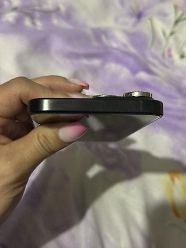 z fold: IPhone 16 Pro Max, Б/у, 256 ГБ, Графит, 92 % — 4