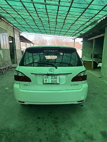 Транспорт: Toyota Ipsum: 2001 г., 2.4 л, Автомат, Бензин, Вэн/Минивэн — 3