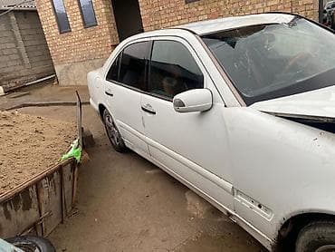 subaru 2018: Mercedes-Benz E-Class: 2000 г., 2.2 л, Автомат, Дизель, Седан — 3