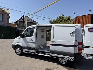 мерс 210 рул: Жеңил жүк ташуучу унаа, Mercedes-Benz, Стандарт, 3 т, Колдонулган — 4