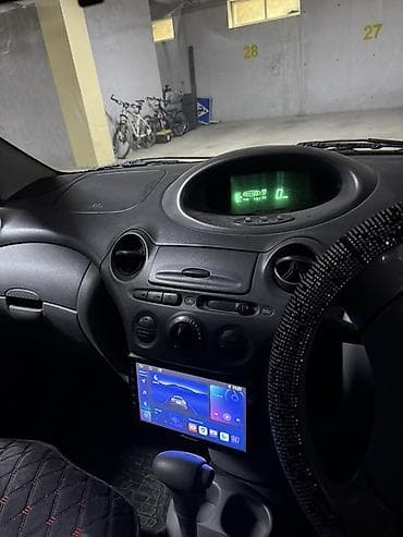 Toyota Vitz: 2001 г., 0.9 л, Автомат, Бензин, Хэтчбэк — 6