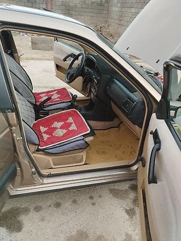 грузовой фольксваген: Volkswagen Passat Variant: 1990 г., 1.8 л, Ручные, Бензин, Универсал — 6