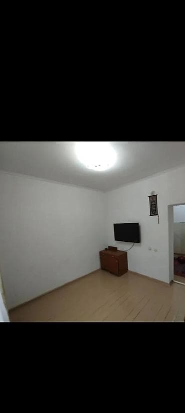 3 комната: 57 м², 3 комнаты, Парковка, Забор, огорожен — 3