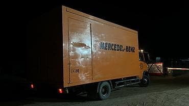 Транспорт: Грузовик, Mercedes-Benz, Стандарт, 7 т, Б/у — 2