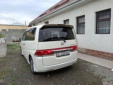 Honda Stepwgn: 2005 г., 2 л, Автомат, Бензин, Минивэн — 5