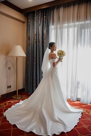 Продаю своё свадебное платье 🤍 Очень лёгкое и комфортное, в нём