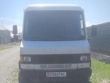 кузовные спринтер: Легкий грузовик, Mercedes-Benz — 2