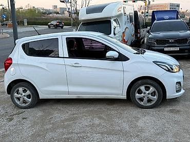 kia ev: Chevrolet Spark: 2020 г., 1 л, Робот, Бензин, Хэтчбэк — 2