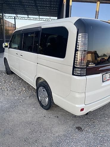 Honda Stepwgn: 2004 г., 2 л, Автомат, Газ, Минивэн — 6