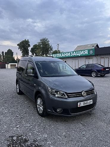 чанган юни с: Volkswagen Caddy: 2013 г., 1.2 л, Механика, Бензин, Минивэн — 2