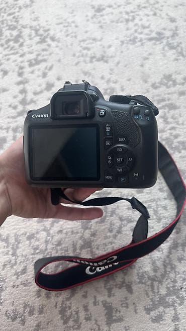 venom comp: Зеркальная фотокамера Canon с ремнем и двумя сменными объективами — 2