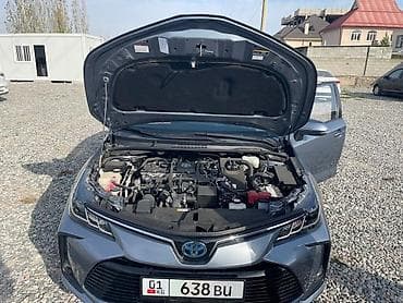 byd e3: Toyota Corolla: 2021 г., 1.8 л, Вариатор, Гибрид, Седан — 5