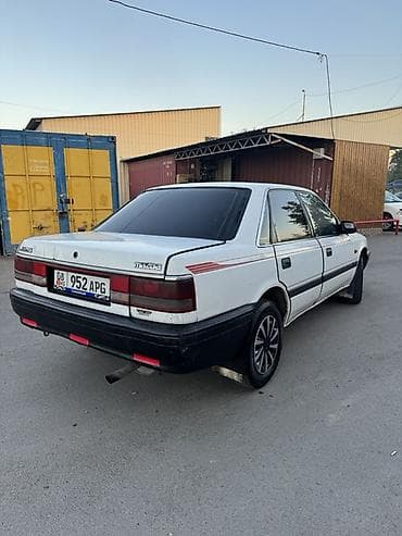 продаю или меняю с доплатой: Mazda 626: 1989 г., 2 л, Механика, Бензин, Седан — 5