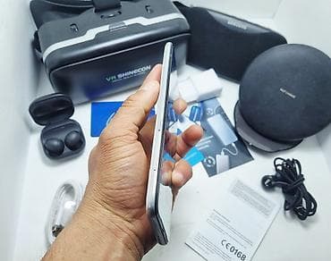 headphone: Samsung Galaxy A70, Б/у, 256 ГБ, цвет - Белый, 1 SIM, 2 SIM, eSIM — 6