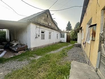 участок по дом: Продаётся швейный цех 100 м2 с домом 70 м2, участок 4,5 соток, район — 9