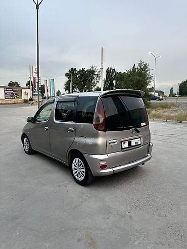 граната нексия 2: Toyota Funcargo: 2002 г., 1.3 л, Автомат, Бензин, Седан — 4