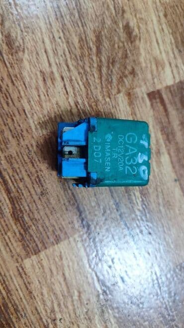 контроллеры raid md2 (низкопрофильный): Реле с японского автомобиля Номер GA32 Есть дефект См.Фото — 1