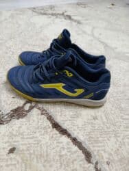 Кроссовки и спортивная обувь: - Размер: EU 40.5 / US 7.5 / длина стопы 250 мм (указано на ярлыке). - — 2