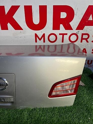 infinity i30: Крышка багажника Nissan, Б/у, Оригинал — 3