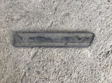 нива крыло: Продаю на Мазда Кронос б/у молдинг (пластмасовый) на переднее крыло — 2