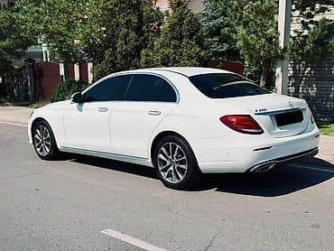 хундай старекс 1: Mercedes-Benz E-Class: 2019 г., 2 л, Автомат, Бензин, Седан — 4