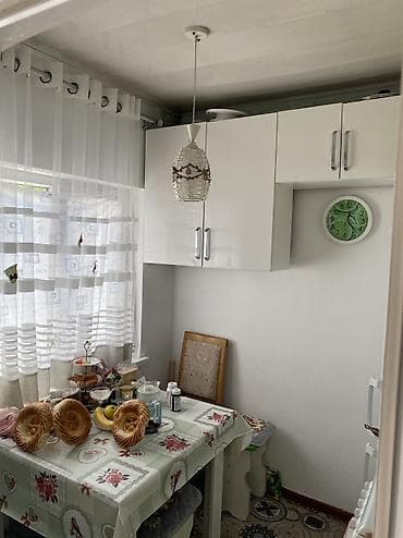 дом бишкек цена: 🔥🔥🔥 Срочно продается 3 комнатная полдома со всеми удобствами 📍Район — 10