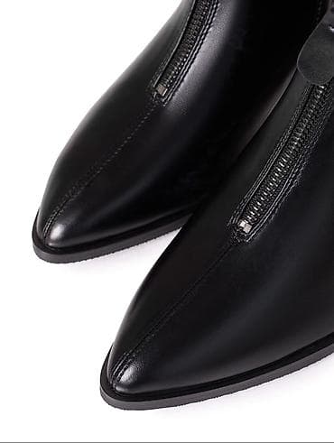 женский пол сапог: Женские высокие сапоги,коричневые И короткие сапожки черные - — 9