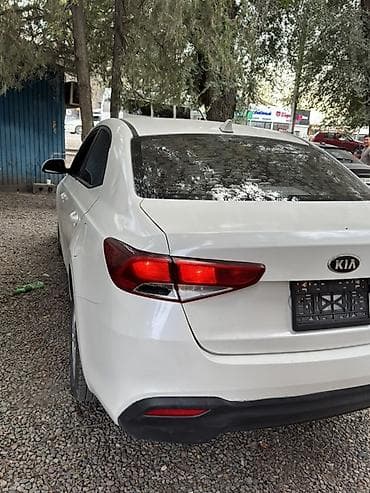 полики к7: Kia Forte: 2019 г., 1.6 л, Механика, Бензин, Седан — 6