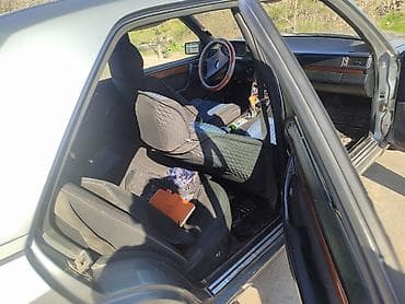 порш 911 турбо с: Mercedes-Benz W124: 1992 г., 3 л, Ручные, Дизель, Седан — 7