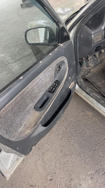 Daewoo Nexia: 2008 г., 1.6 л, Механика, Бензин, Седан — 3