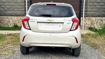 Chevrolet Spark: 2017 г., Бензин, Хетчбек — 3