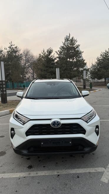 сдаётся авто с последующим выкупом: Toyota RAV4: 2019 г., 2.5 л, Автомат, Гибрид, Кроссовер — 3