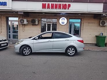 audu a6: Hyundai Solaris: 2012 г., 1.6 л, Автомат, Бензин, Седан — 1