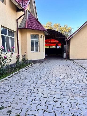Недвижимость: 🏡 Продаётся просторный 2-этажный дом в районе БГУ! 📍 пер. Сибирский × — 4