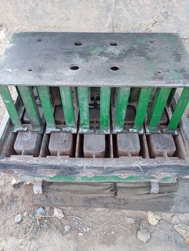 детский письменный стол бишкек: Пескоблок Матрица, Б/у, В наличии — 7