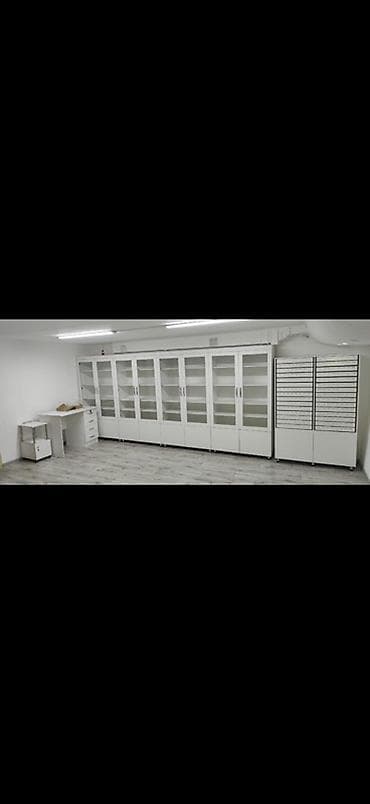 open space: Сдаётся в аренду коммерческое помещение в золотом квадрате. Общая — 1