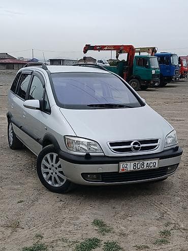 civic ek: Opel Zafira, серебристый компактвэн 5/7 мест - Кузов: 5-дверный — 2