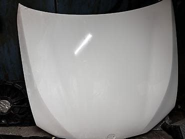 break dance: Капот BMW, Б/у — 1