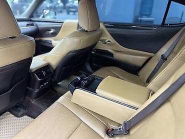 lexus 600: Lexus ES: 2019 г., 2.5 л, Вариатор, Гибрид, Седан — 6