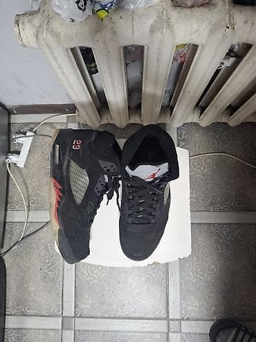 ретро 4: Кроссовки баскетбольные Air Jordan 5 (черные) - Классическая модель — 3