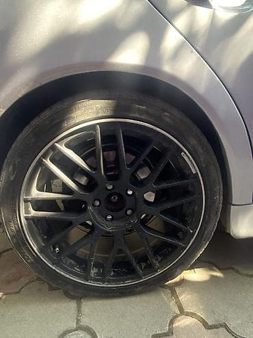 шины колёса: Литые Диски R 18 AMG, Комплект, отверстий - 5, Б/у — 4