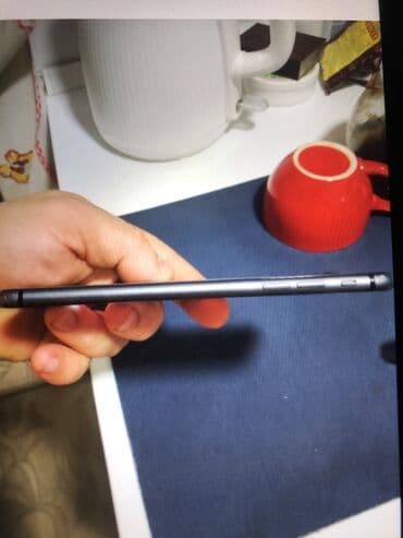 Компьютерлер, ноутбуктар жана планшеттер: IPhone 8 Plus, Колдонулган, 64 ГБ, Кара, Заряддоочу түзүлүш, 76 % — 3