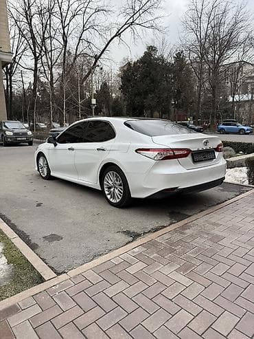 hinda stream: Toyota Camry: 2018 г., 2.5 л, Автомат, Бензин, Седан — 2