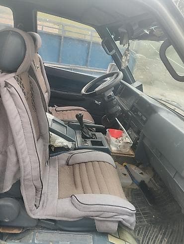kia sportech: Nissan : 1994 г., 2 л, Механика, Дизель, Минивэн — 3