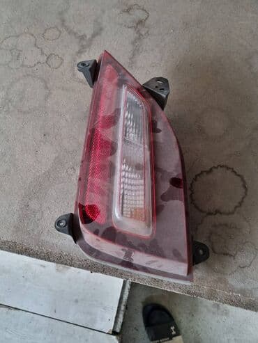 задние стоп: Задний левый стоп-сигнал Hyundai — 1