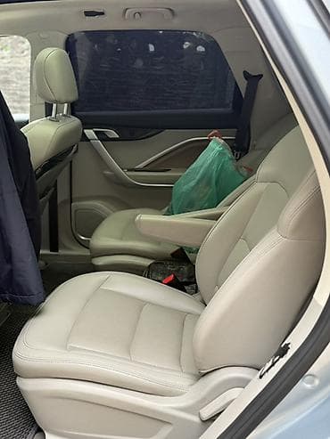 китайский машыны: Geely : 2020 г., 1.5 л, Автомат, Электромобиль, Минивэн — 7