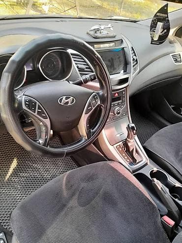 соната авто: Hyundai Avante: 2014 г., Автомат, Бензин, Седан — 3
