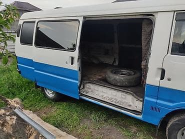 Mazda BONGO: 1994 г., 2.2 л, Кол менен иштөөчү, Дизель, Бус — 6